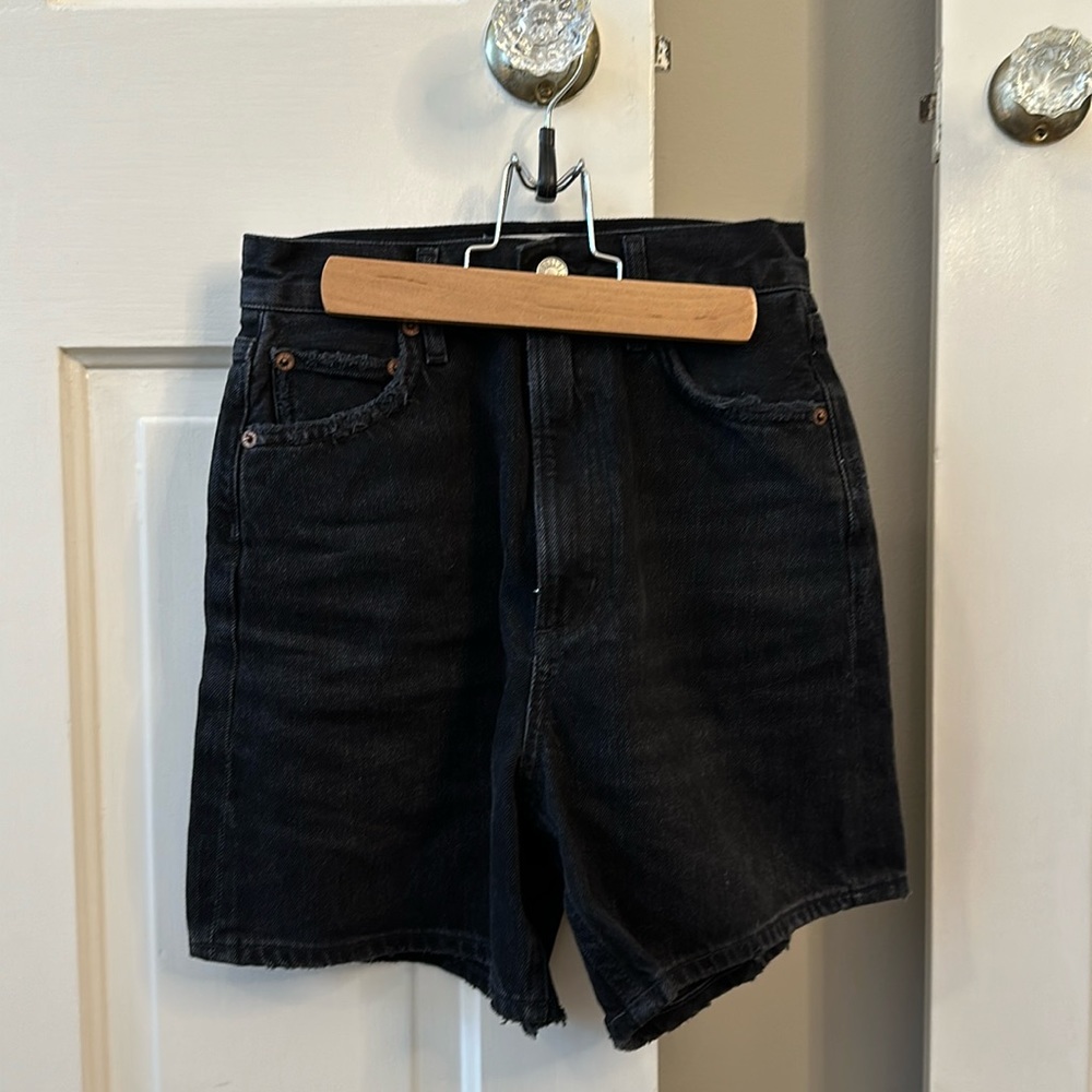 Agolde Stella Short in Bat, Size 23, Great Condition!